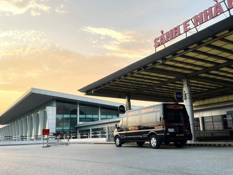 Xe limousine Hà Nội Móng Cái