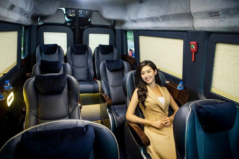 Xe Hà Nội Móng Cái Limousine Hoàng Anh