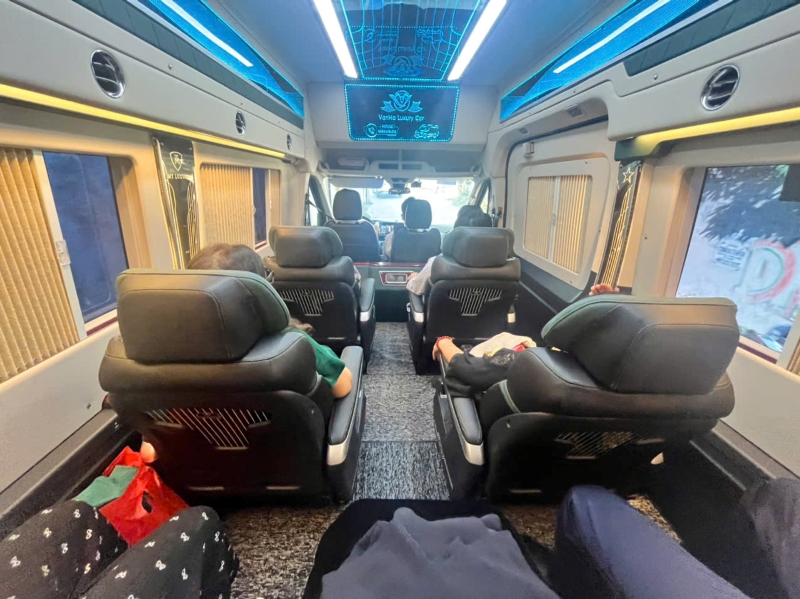 Xe limousine Lạng Sơn