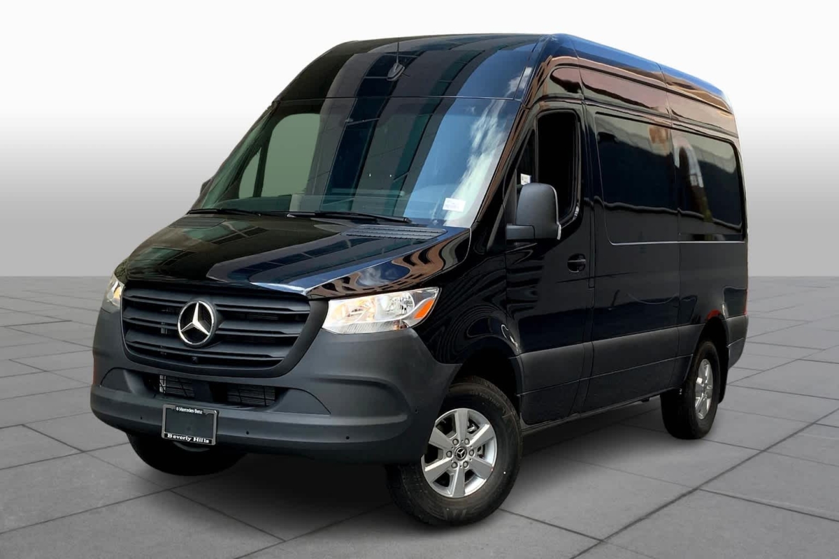 Mercedes-Benz Sprinter 2024