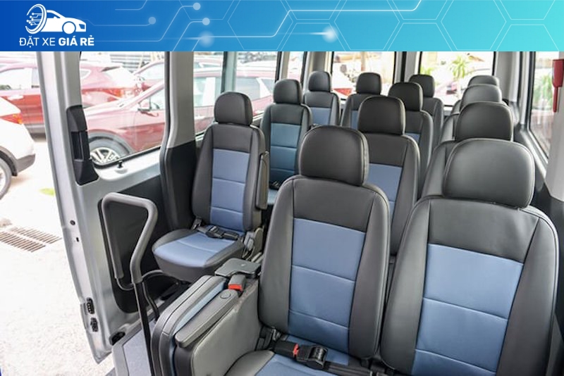 Nội thất xe Solati 16 chỗ cho thuê