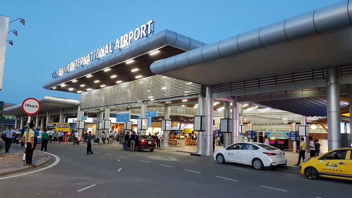 Tổng đài đặt taxi sân bay Cam Ranh