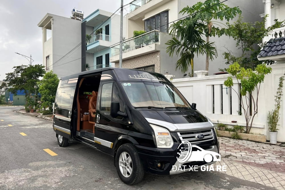 Thuê xe Limousine đi Quảng Ninh