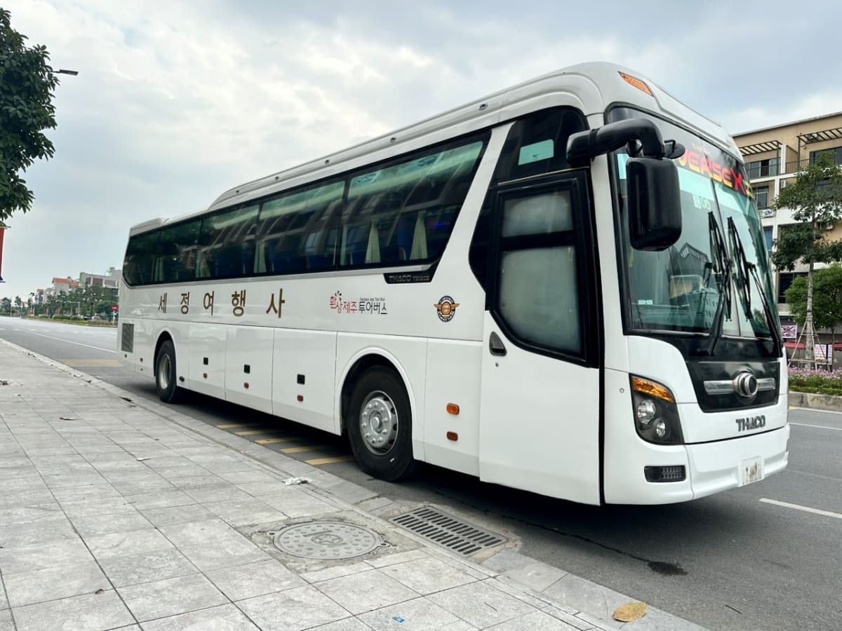 Thuê Xe 45 Chỗ Hòa Bình - Hà Nội Trọn Gói