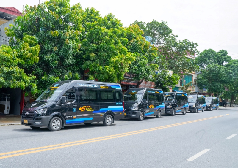 X.E Việt Nam - Chuyên tuyến Hà Nội Ninh Bình